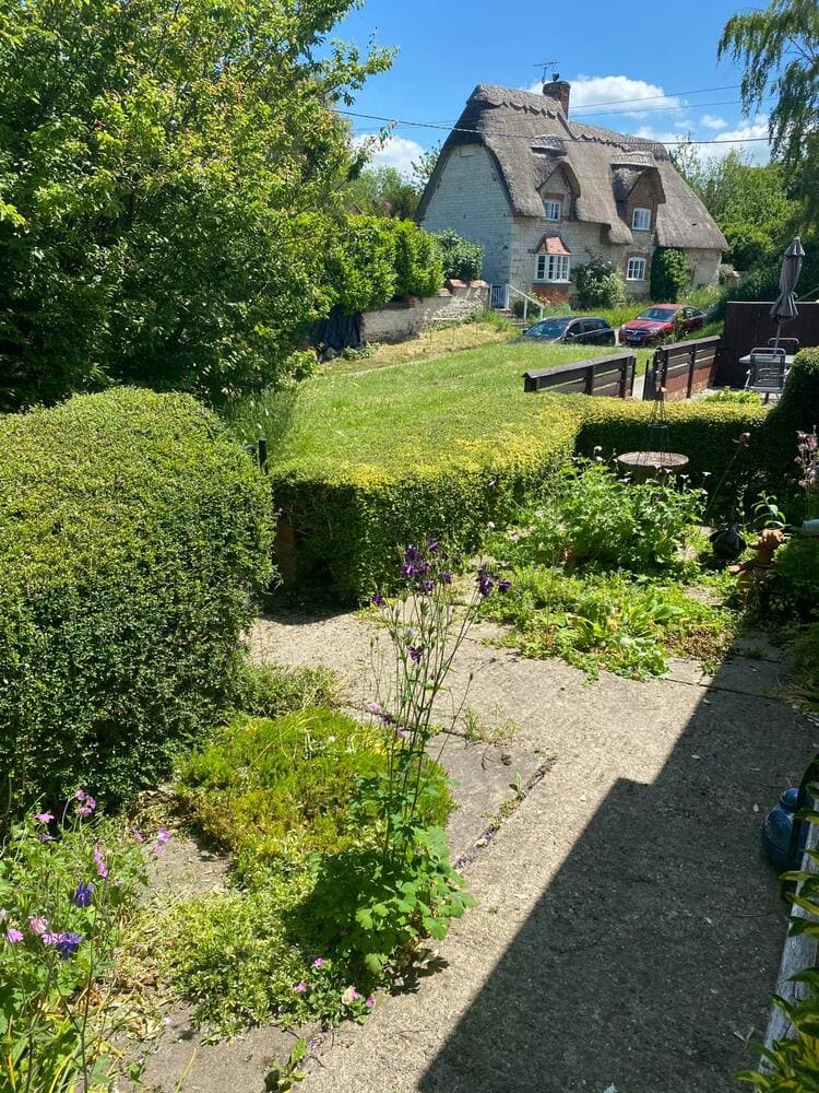 Garden maintenance work 2